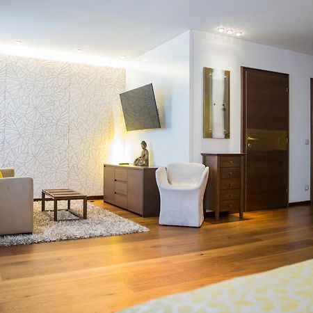 Iris Porsche Hotel & Restaurant 몬드시 외부 사진