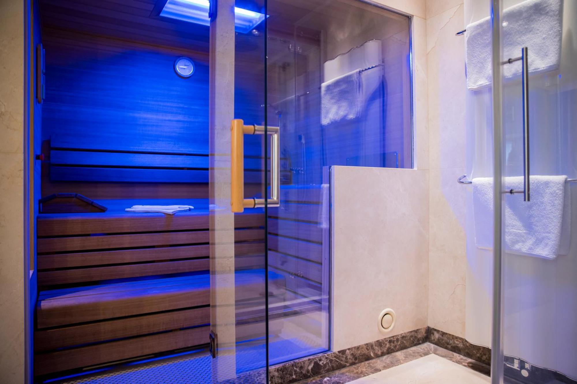Iris Porsche Hotel & Restaurant 몬드시 외부 사진