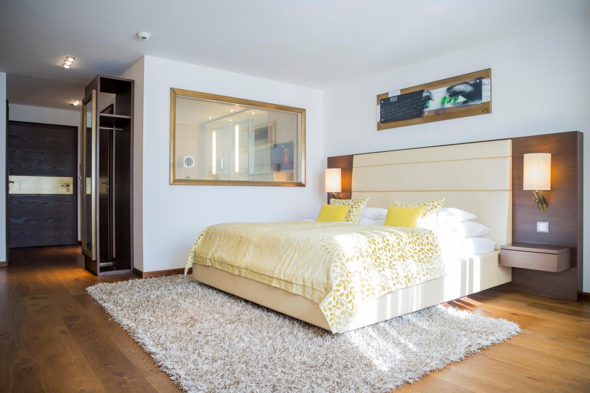 Iris Porsche Hotel & Restaurant 몬드시 외부 사진